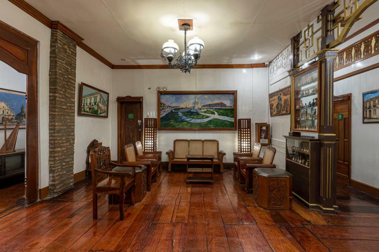 Zen Rooms Grandpa'S Inn Vigan City Exterior foto