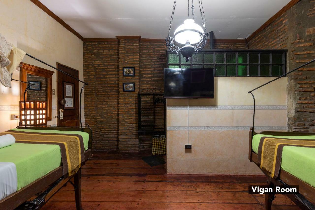 Zen Rooms Grandpa'S Inn Vigan City Exterior foto